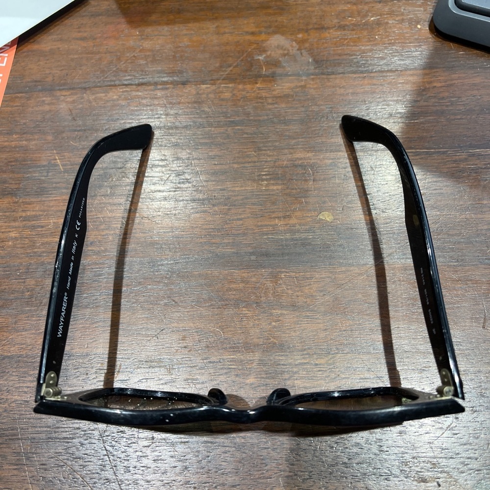 Polarized Ray bans - Picture 3 of 5